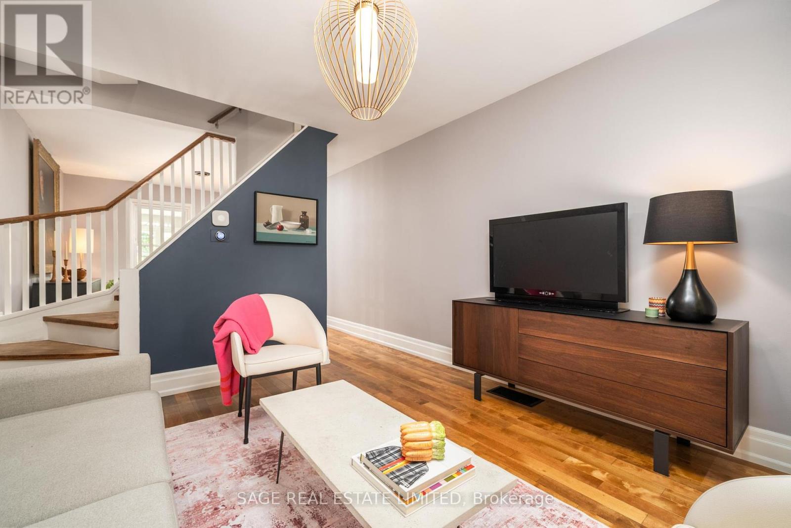 Photo 6 of 156 Bastedo Avenue, Toronto ON