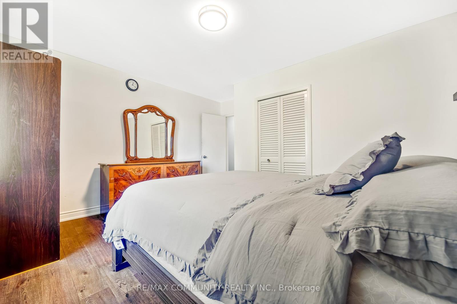 Photo 18 of 103 Packard Boulevard, Toronto ON