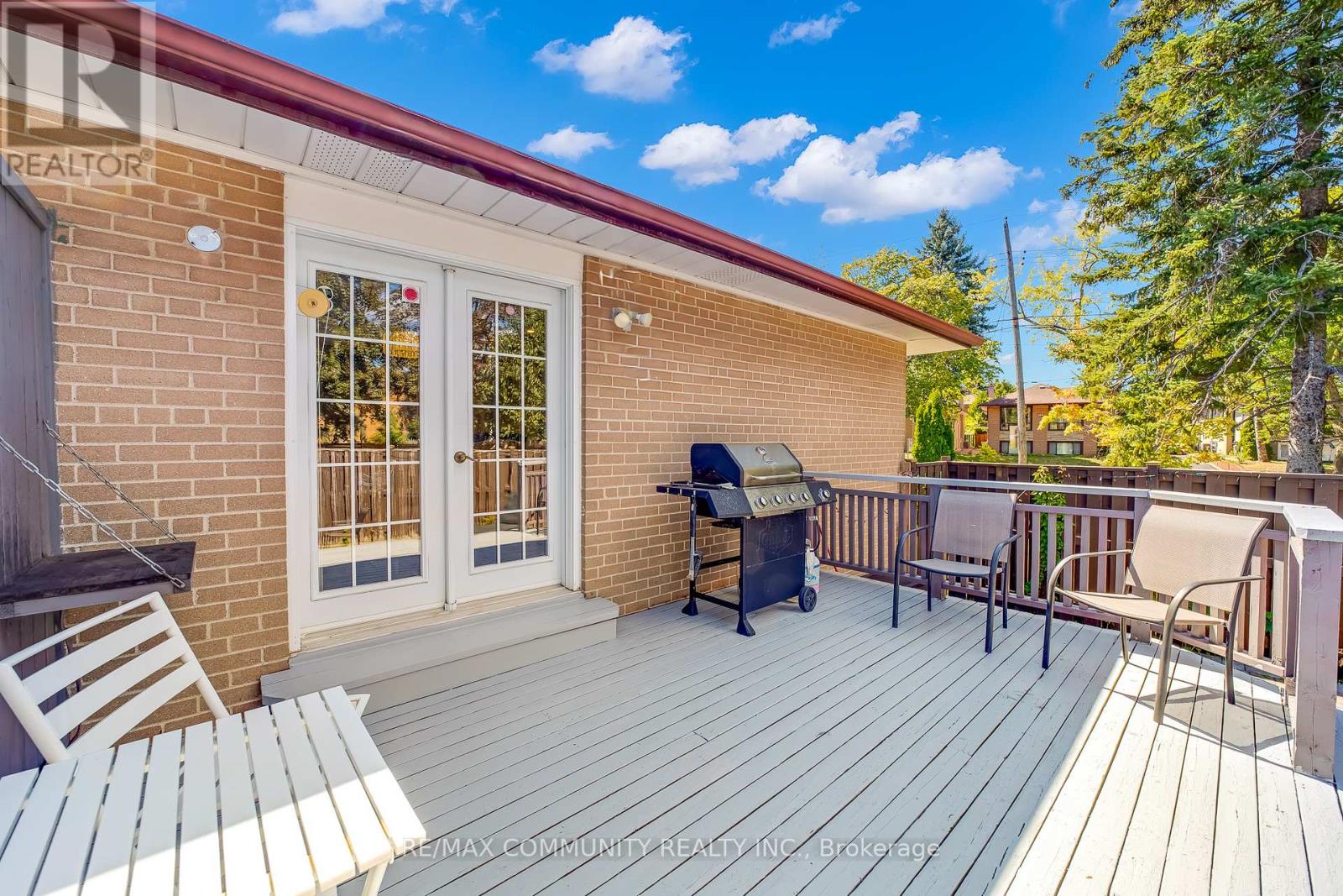 Photo 40 of 103 Packard Boulevard, Toronto ON
