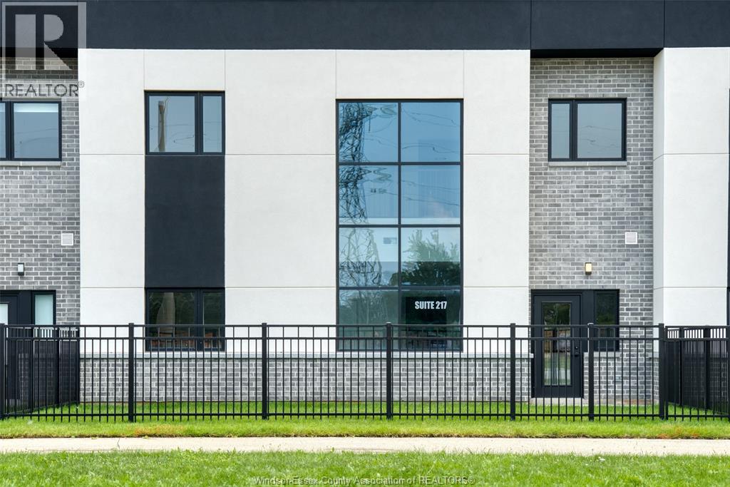 Photo 1 of 4300 Laurier Parkway Unit 217, Lasalle ON