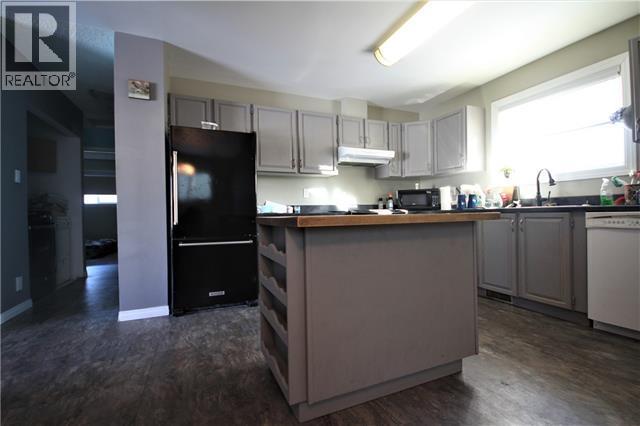 Photo 5 of 182 Clenell Crescent, Fort Mcmurray AB