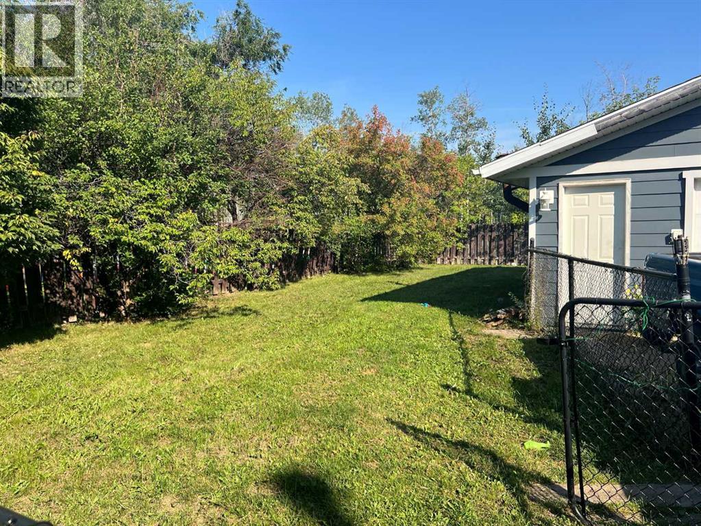 Photo 22 of 182 Clenell Crescent, Fort Mcmurray AB