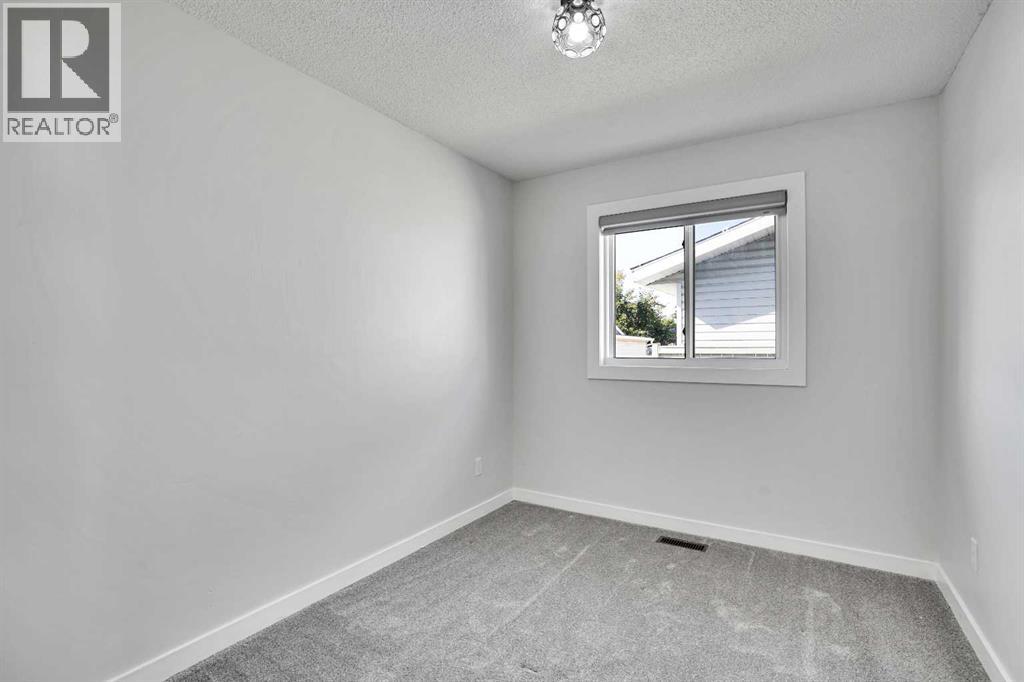 Photo 10 of 515 Malvern Drive Ne, Calgary AB