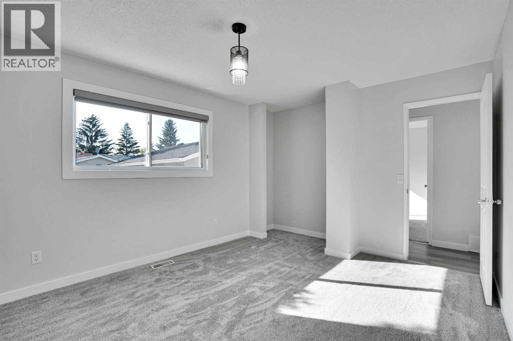 Photo 9 of 515 Malvern Drive Ne, Calgary AB