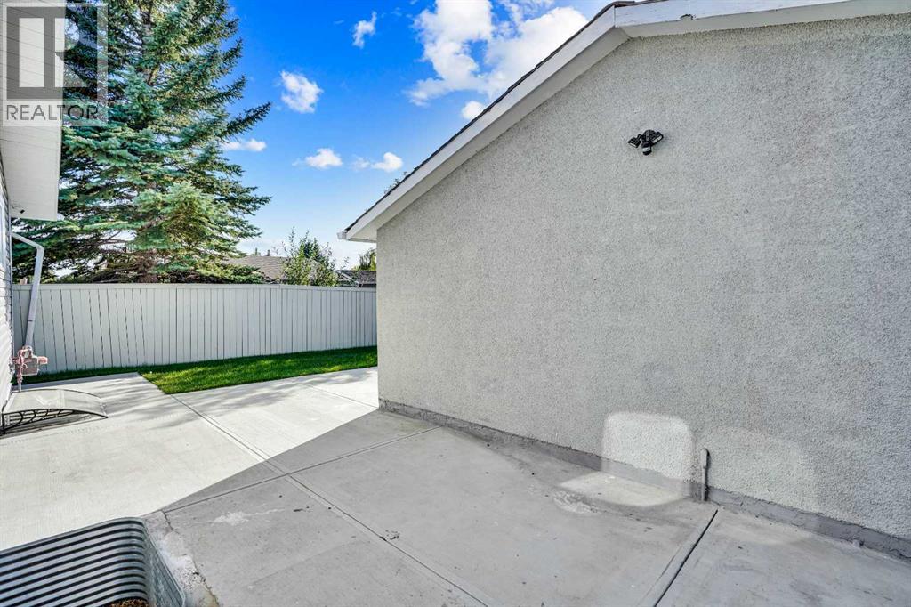 Photo 19 of 515 Malvern Drive Ne, Calgary AB