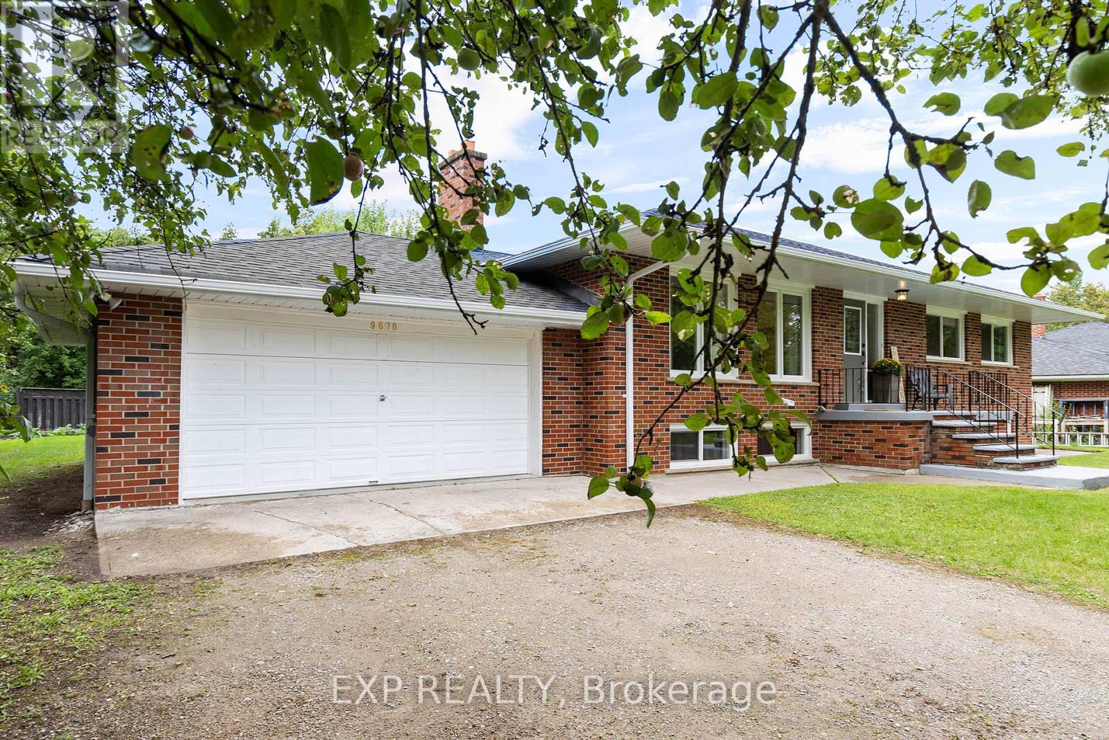 Photo 3 of 9670 Morning Glory Road, Georgina ON