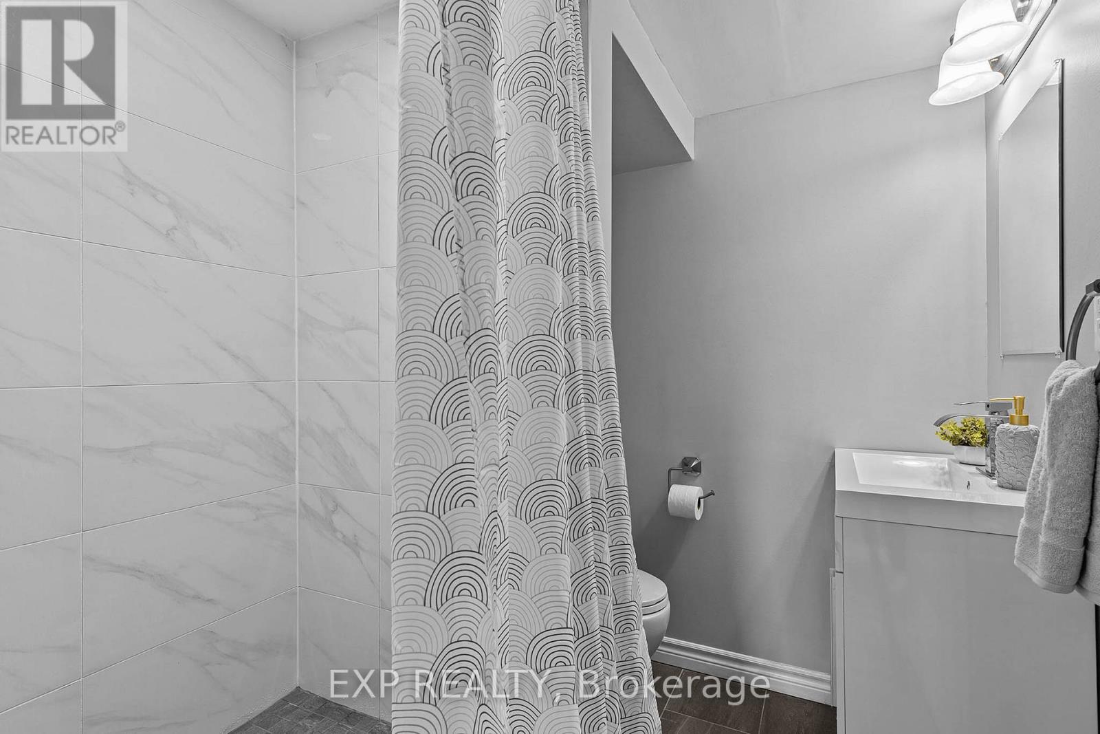 Photo 35 of 9670 Morning Glory Road, Georgina ON