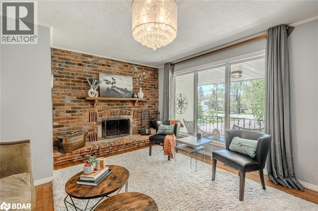 Photo 8 of 1105 St Vincent Street, Midhurst ON