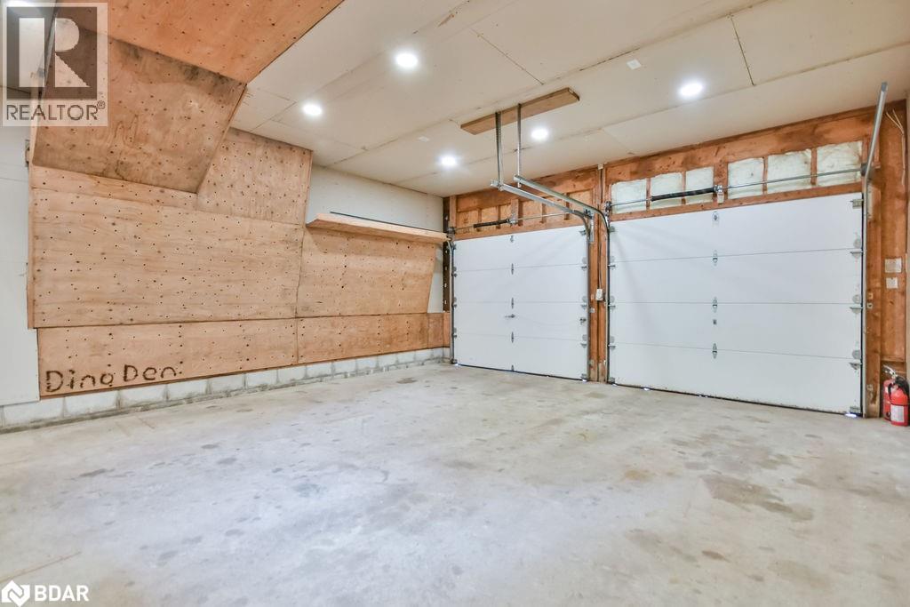 Photo 18 of 2095 Dwyer Road, Springwater ON