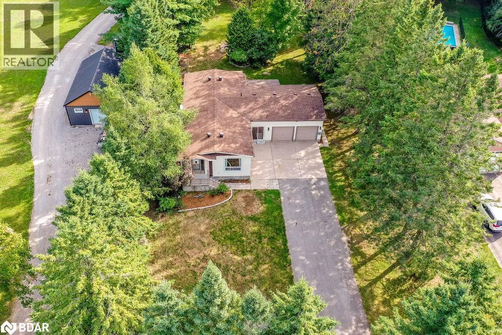 Photo 2 of 2095 Dwyer Road, Springwater ON