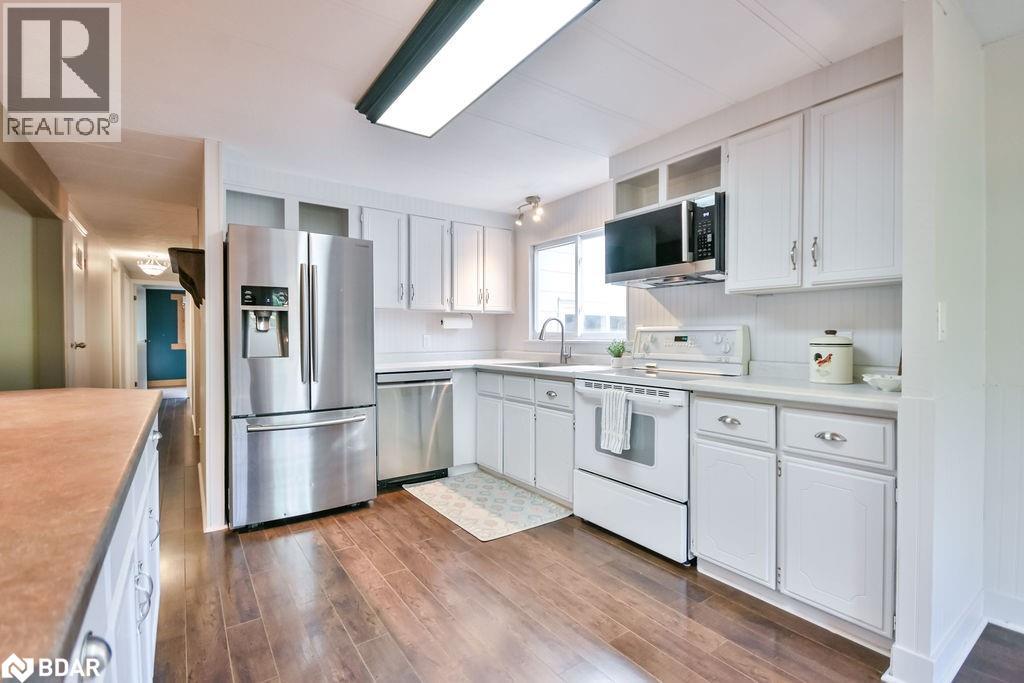 Photo 5 of 2095 Dwyer Road, Springwater ON