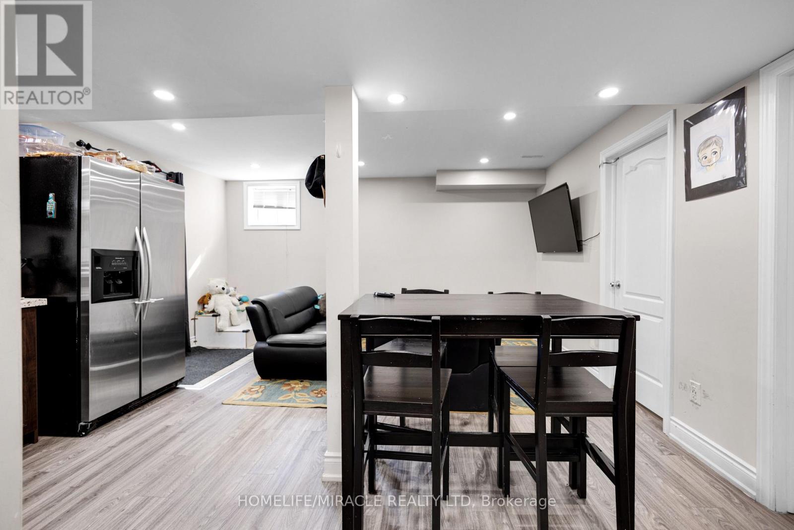 Photo 42 of 49 Sedgewick Circle, Brampton ON