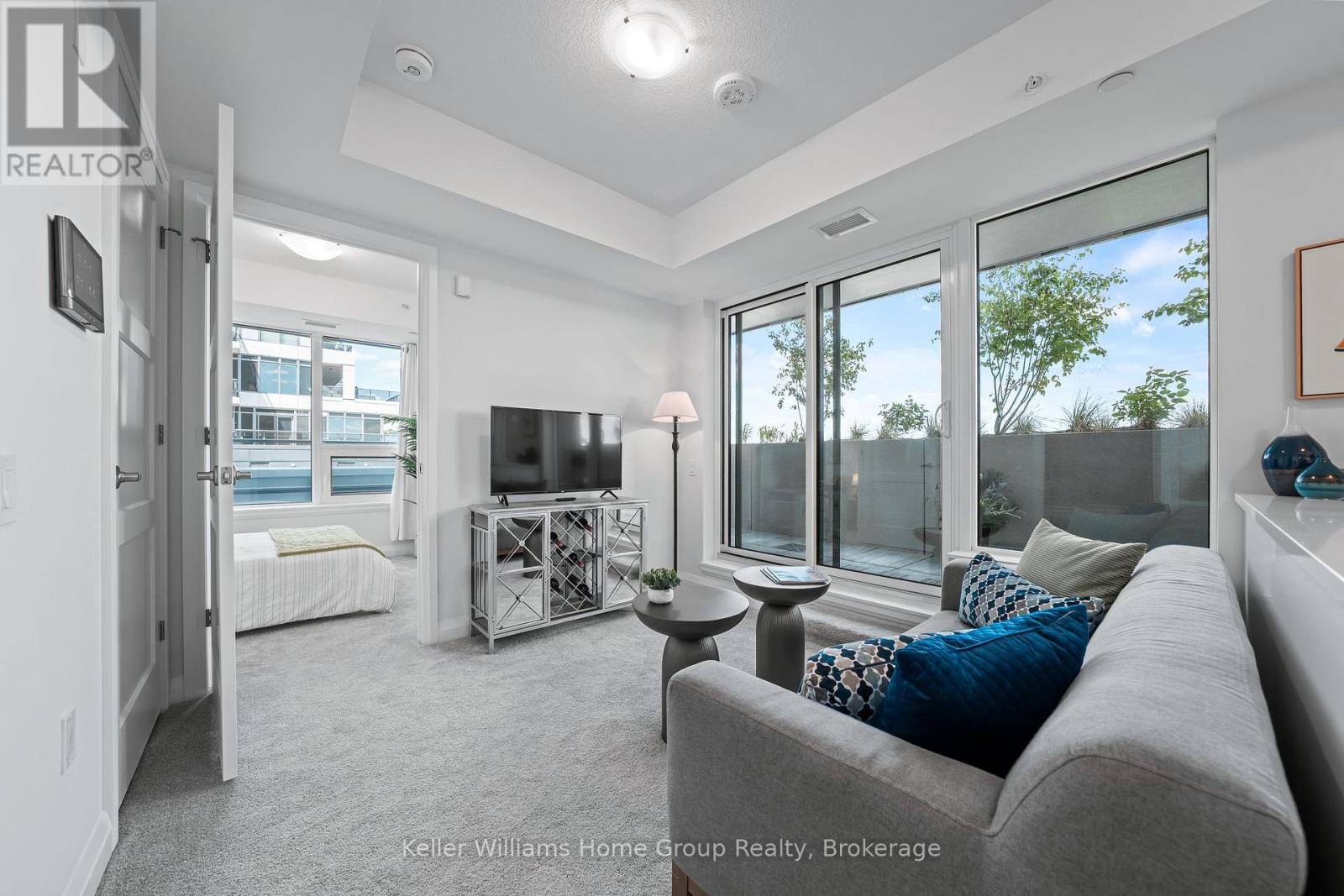 Photo 9 of 714 93 Arthur Street, Guelph ON