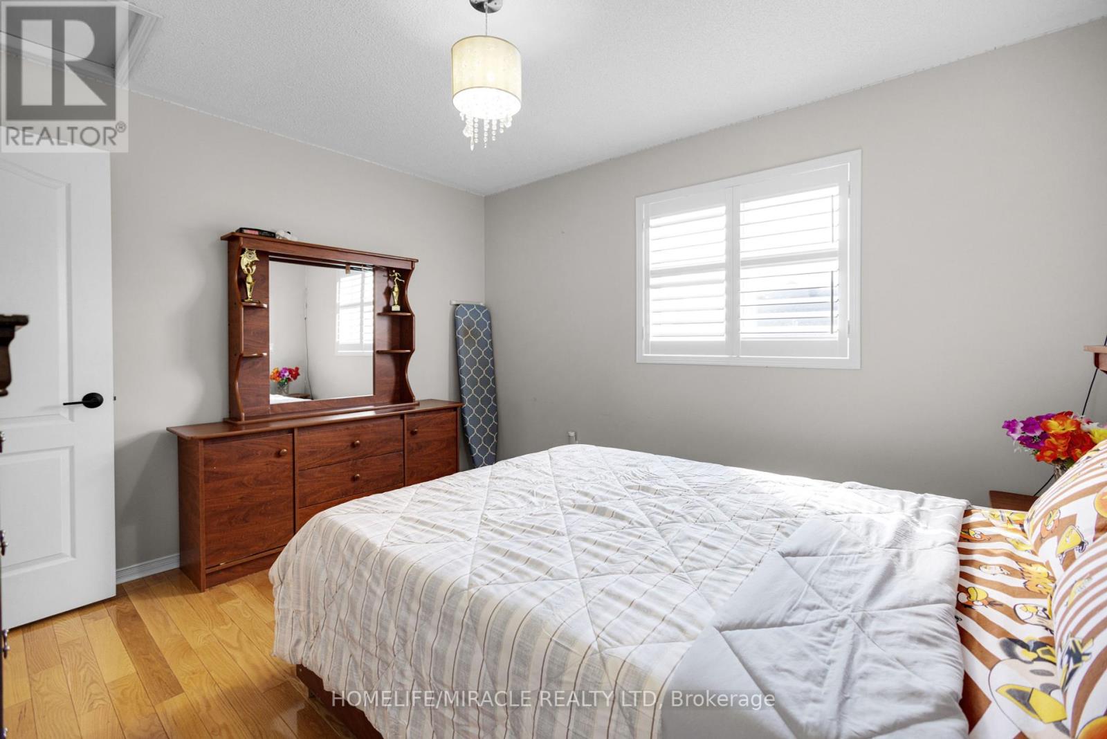 Photo 29 of 49 Sedgewick Circle, Brampton ON