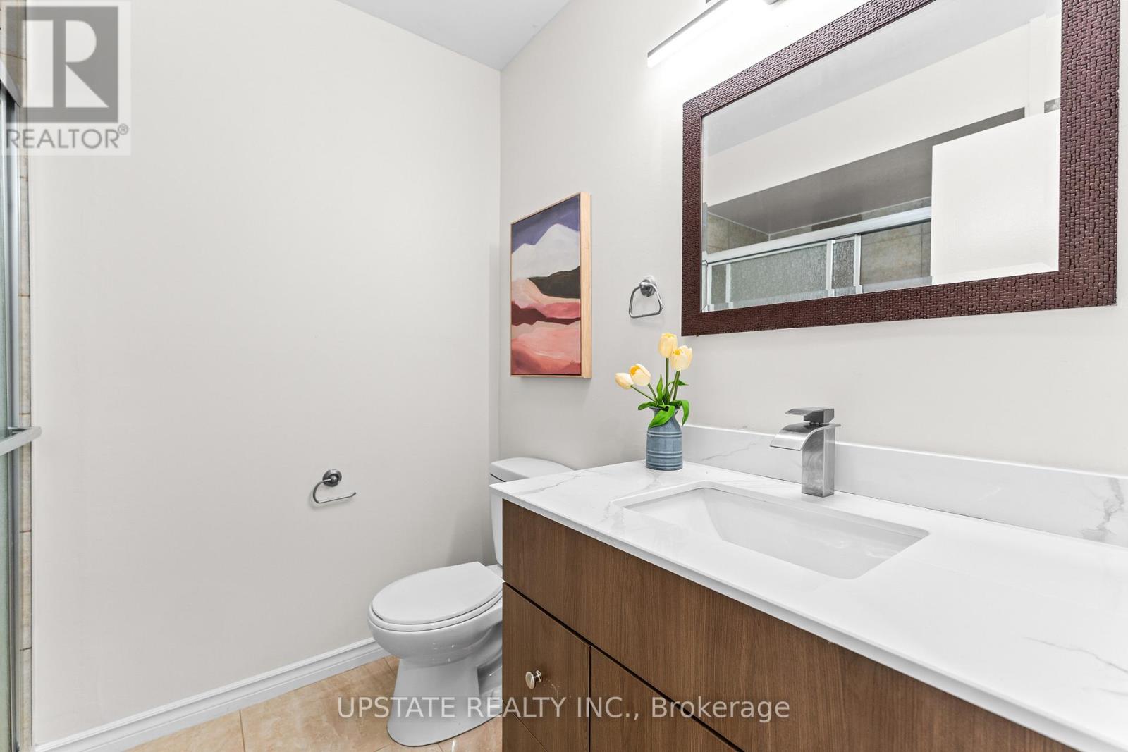 Photo 23 of 75 Winterfold Drive, Brampton ON