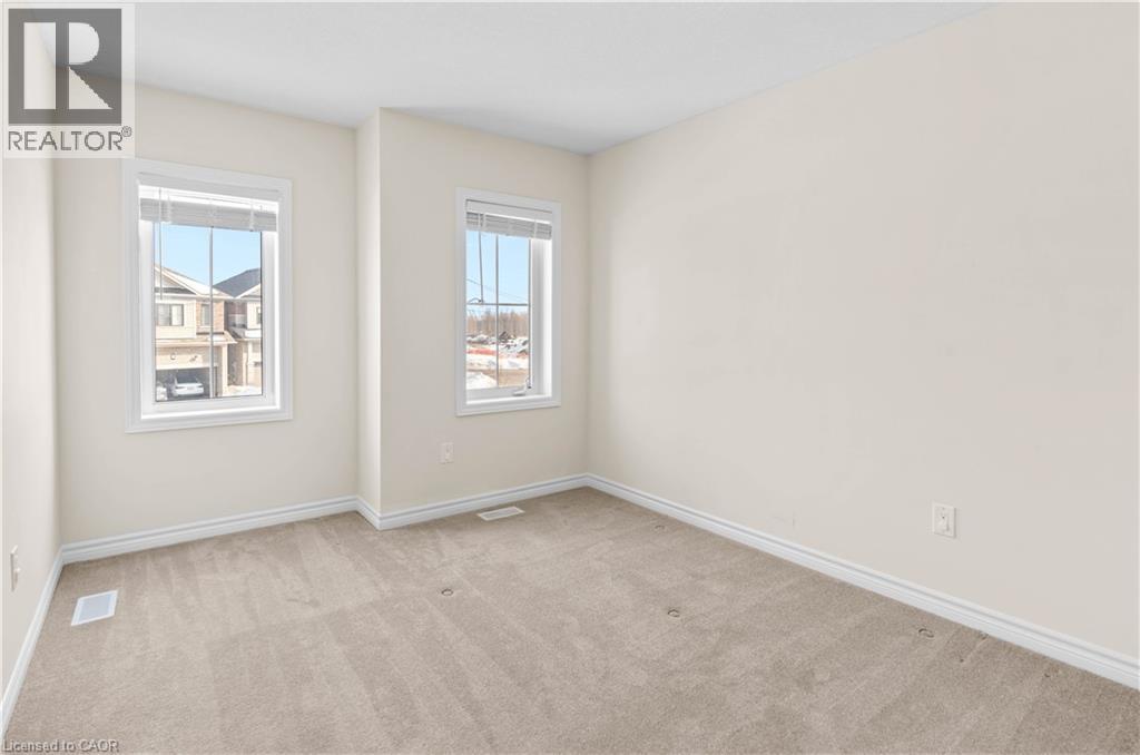 Photo 11 of 158 Andover Drive Drive, Breslau ON