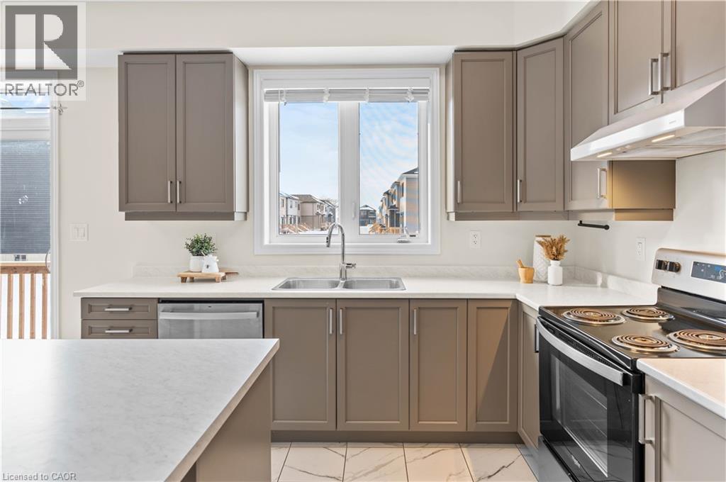 Photo 6 of 158 Andover Drive Drive, Breslau ON