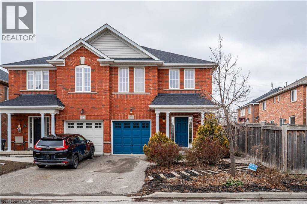 Photo 2 of 22 Albery Road, Brampton ON