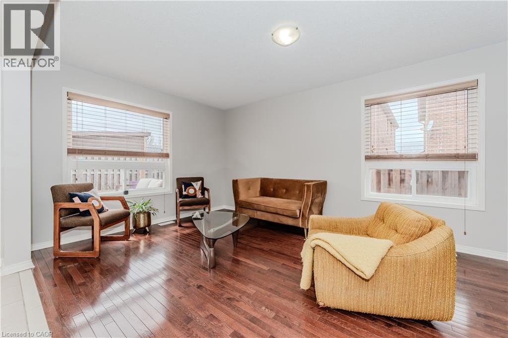 Photo 4 of 22 Albery Road, Brampton ON
