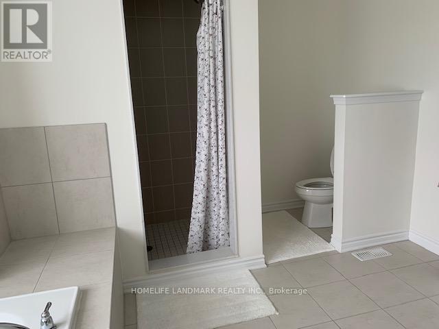Photo 14 of 36 Celano Drive, Hamilton ON