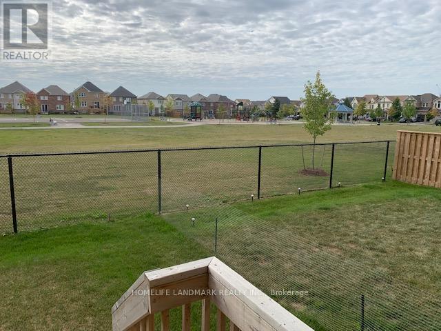 Photo 19 of 36 Celano Drive, Hamilton ON