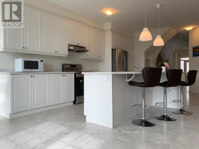 Photo 8 of 36 Celano Drive, Hamilton ON