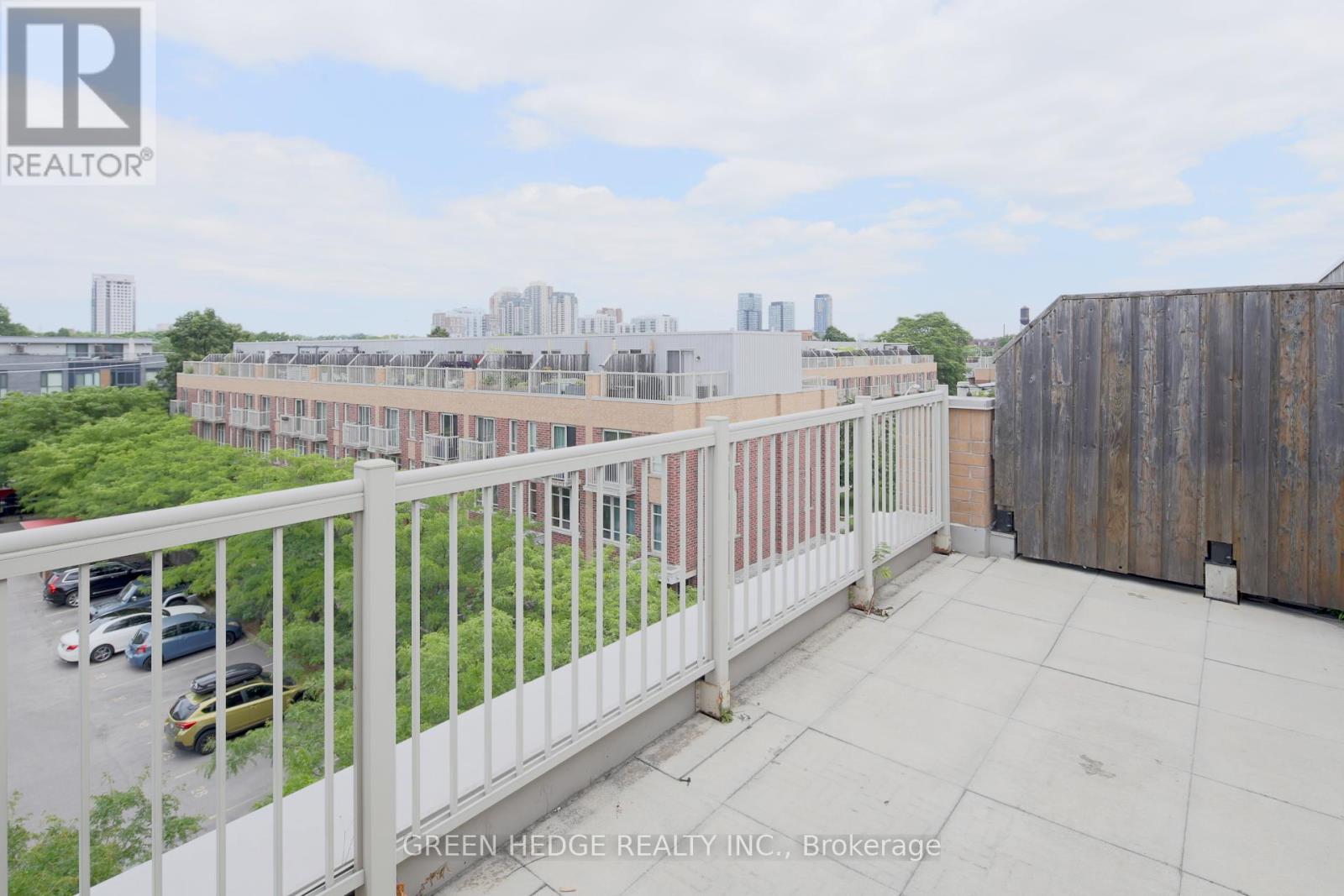 Photo 17 of 218 20 Elsie Lane, Toronto ON