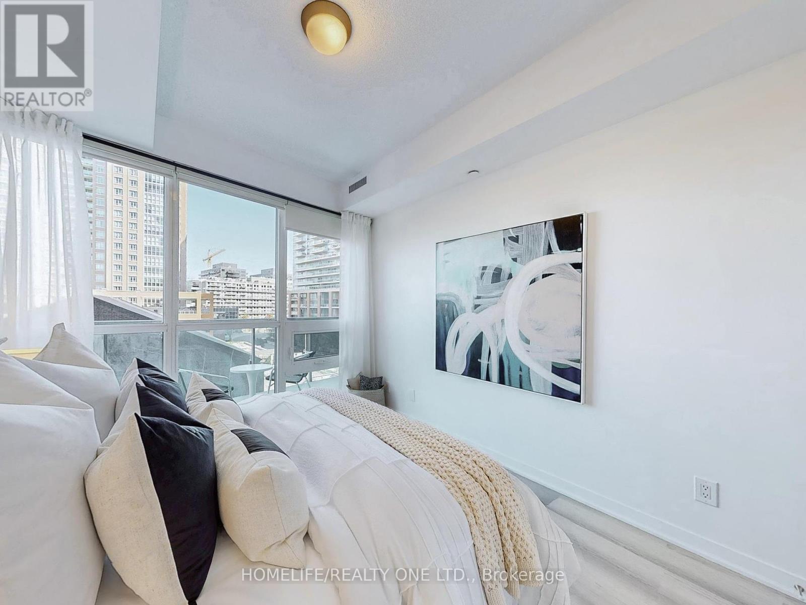 Photo 16 of 515 150 East Liberty Street, Toronto ON
