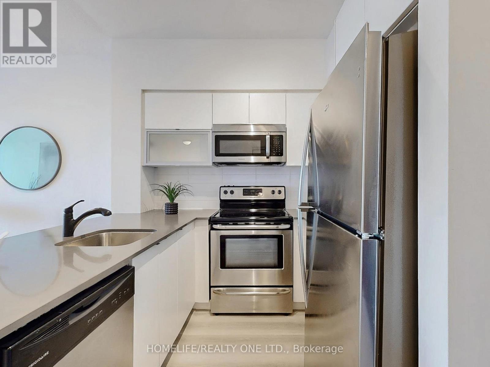 Photo 9 of 515 150 East Liberty Street, Toronto ON