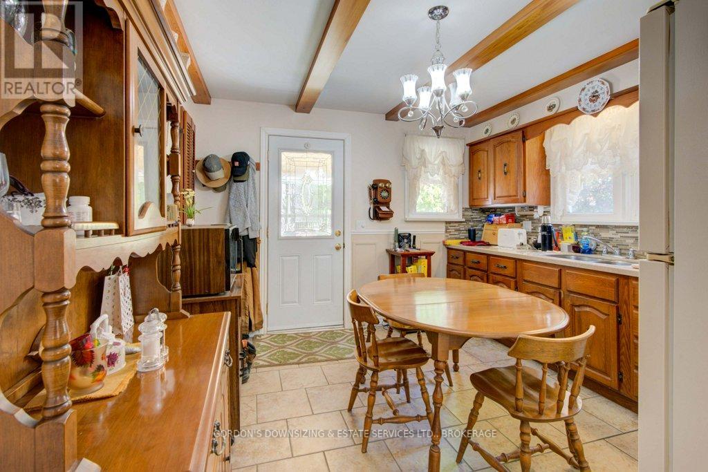 Photo 9 of 1160 County 2 Road, Elizabethtownkitley ON