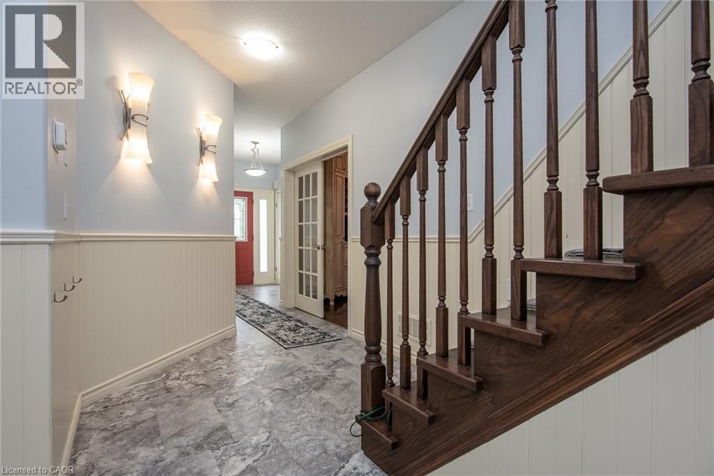 Photo 11 of 178 Ferris Drive, Wellesley ON