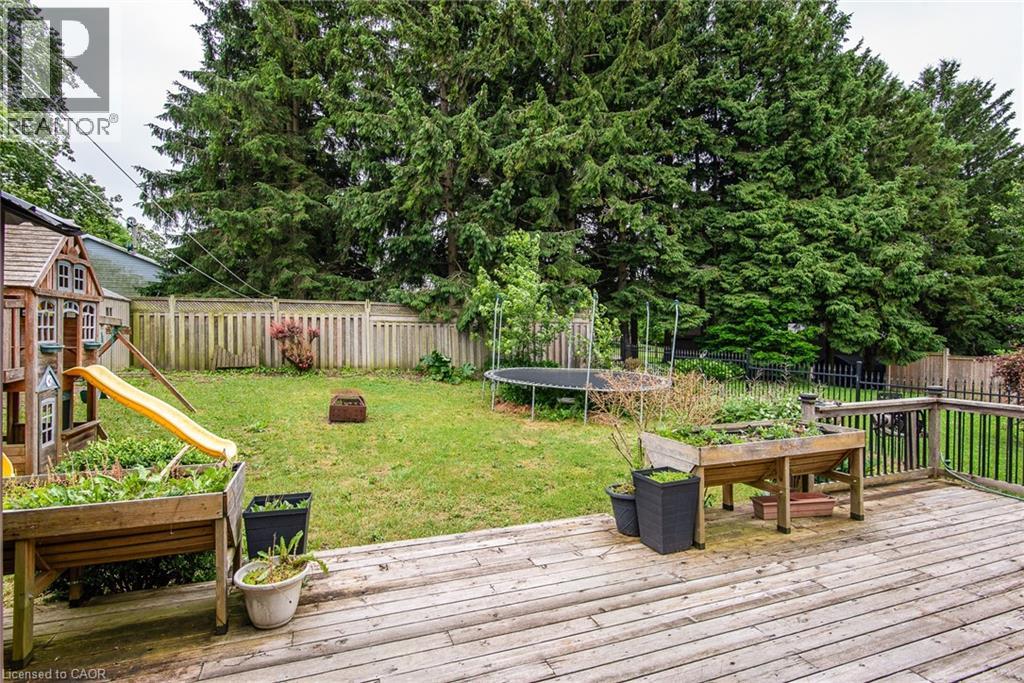 Photo 8 of 178 Ferris Drive, Wellesley ON