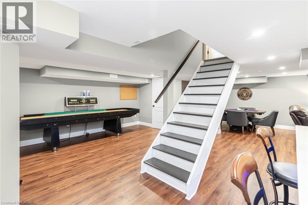 Photo 33 of 755 Templemead Drive, Hamilton ON