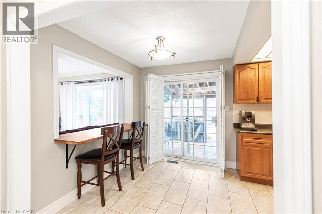 Photo 11 of 755 Templemead Drive, Hamilton ON