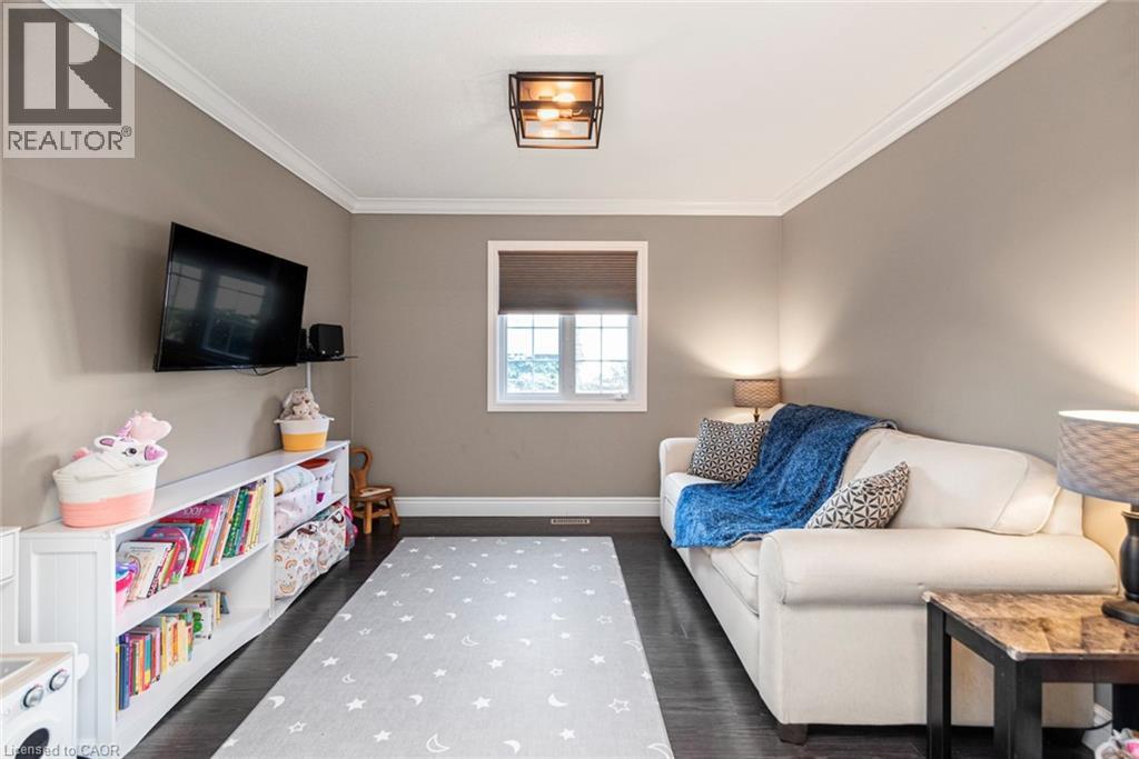 Photo 14 of 755 Templemead Drive, Hamilton ON