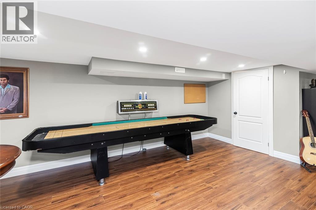 Photo 34 of 755 Templemead Drive, Hamilton ON