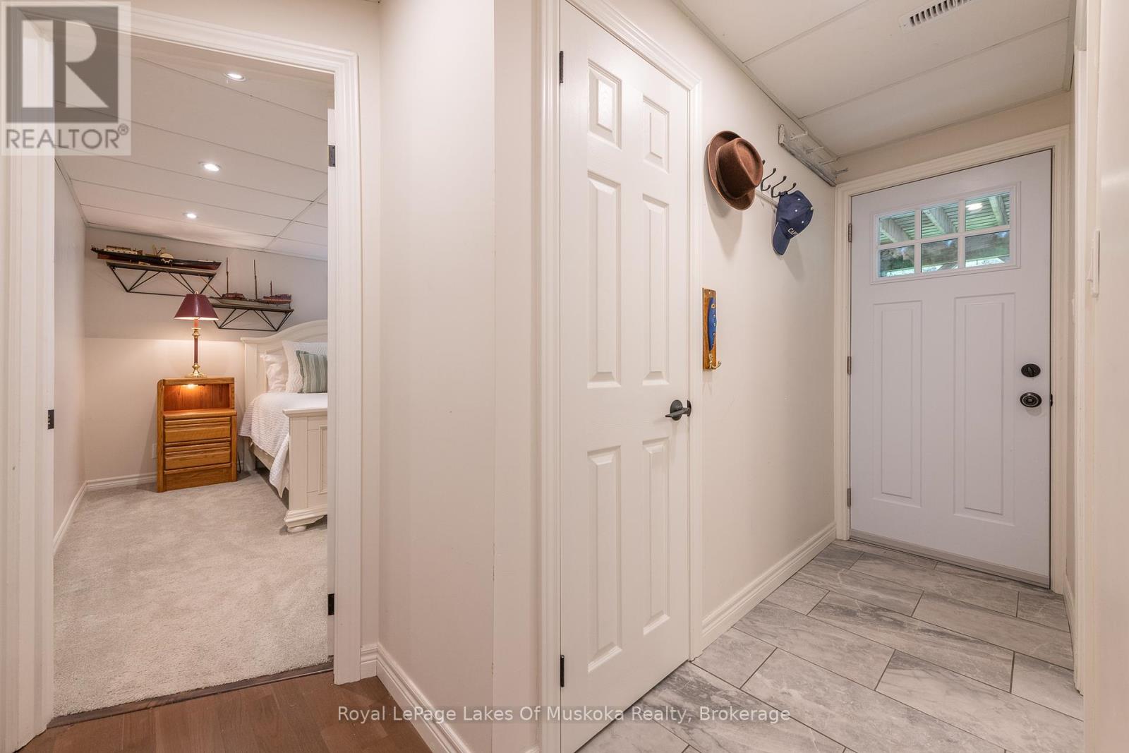 1588 SKYLINE DRIVE - 30