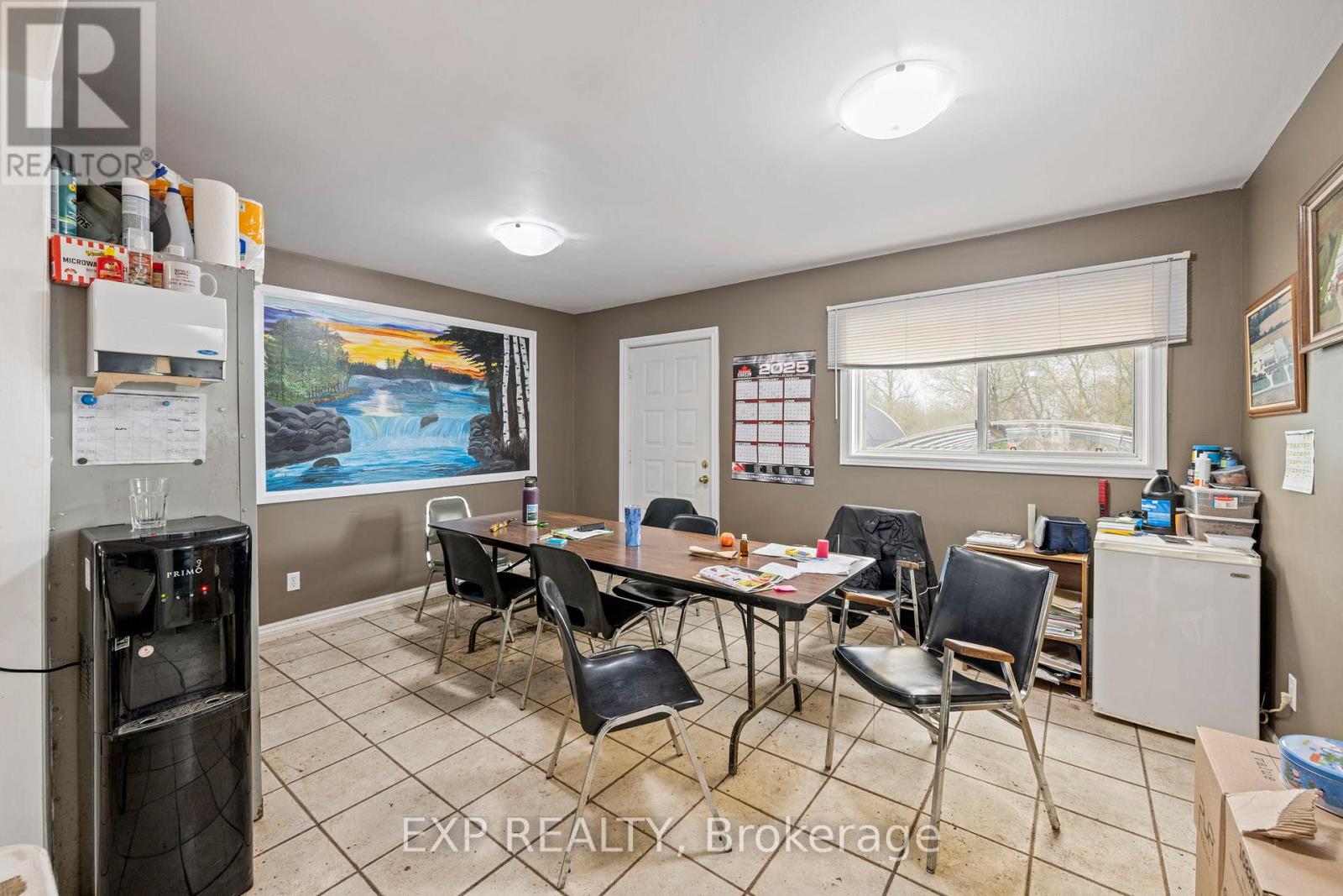 Photo 18 of 3862 Trafalgar Street, Thames Centre ON