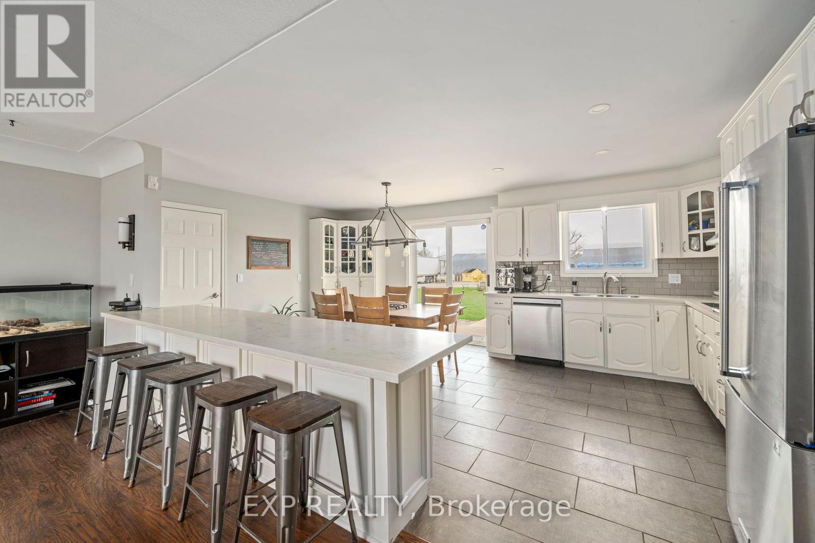 Photo 23 of 3862 Trafalgar Street, Thames Centre ON