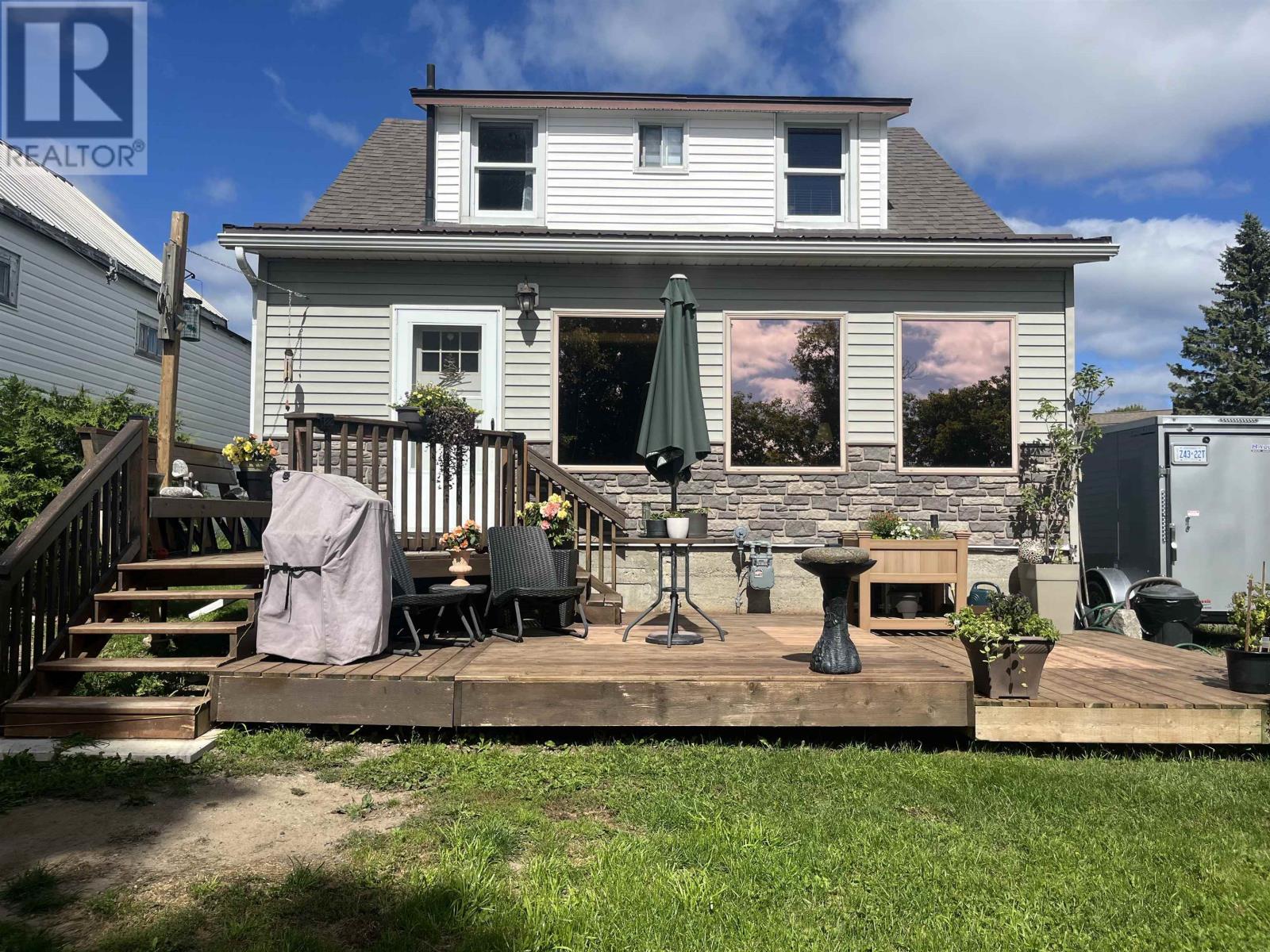 Photo 2 of 116 Fifth Street, Nipigon ON