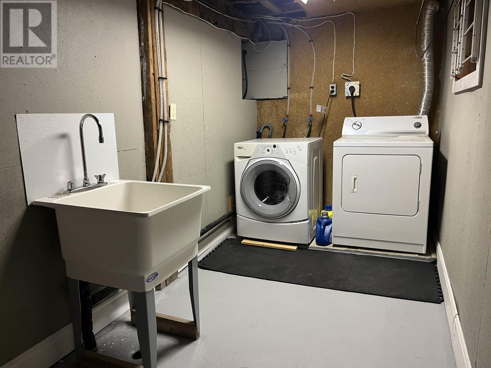 Photo 33 of 116 Fifth Street, Nipigon ON