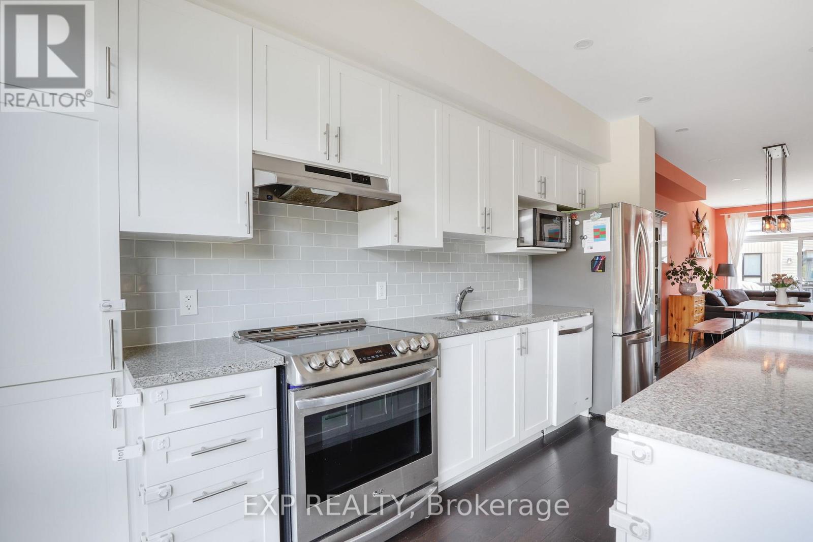 Photo 19 of 311 Twinflower Way, Ottawa ON