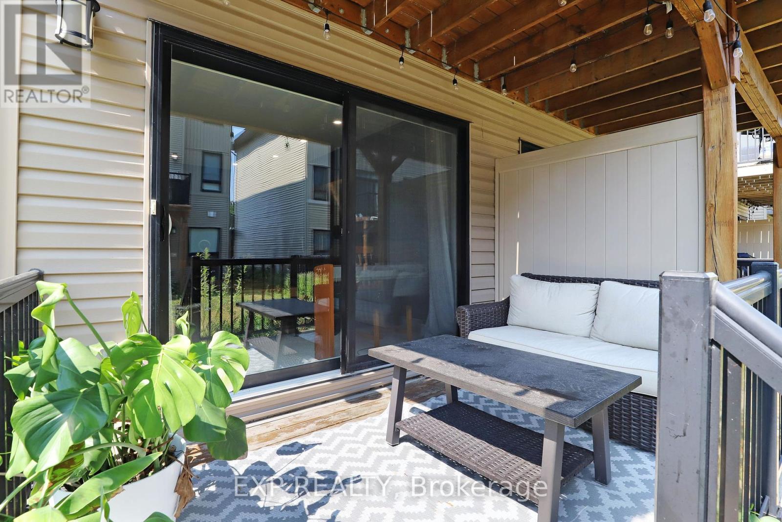 Photo 36 of 311 Twinflower Way, Ottawa ON