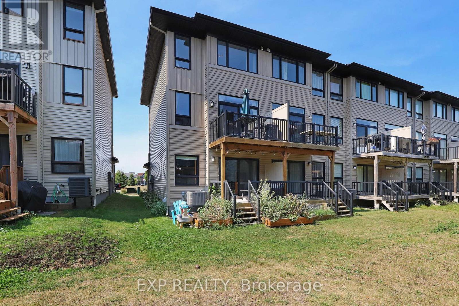 Photo 37 of 311 Twinflower Way, Ottawa ON