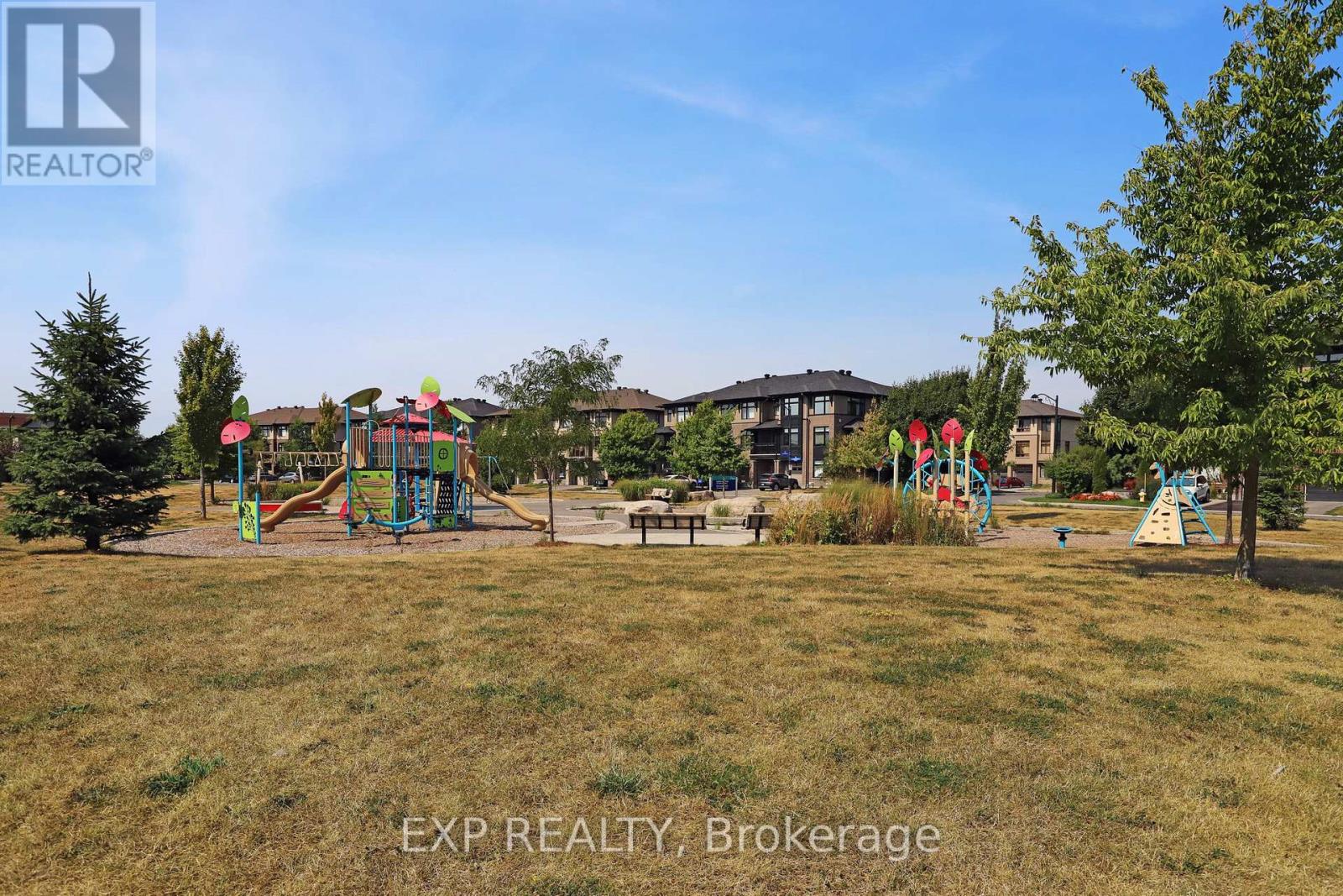 Photo 39 of 311 Twinflower Way, Ottawa ON