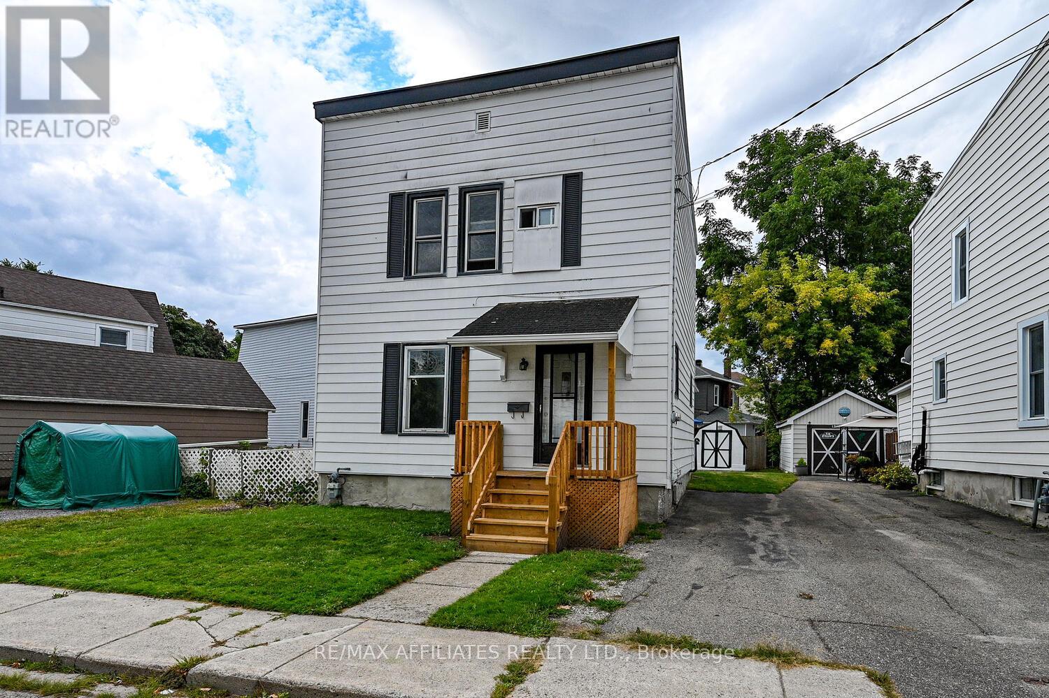 Photo 1 of 8 Winnifred Street N, Smiths Falls ON
