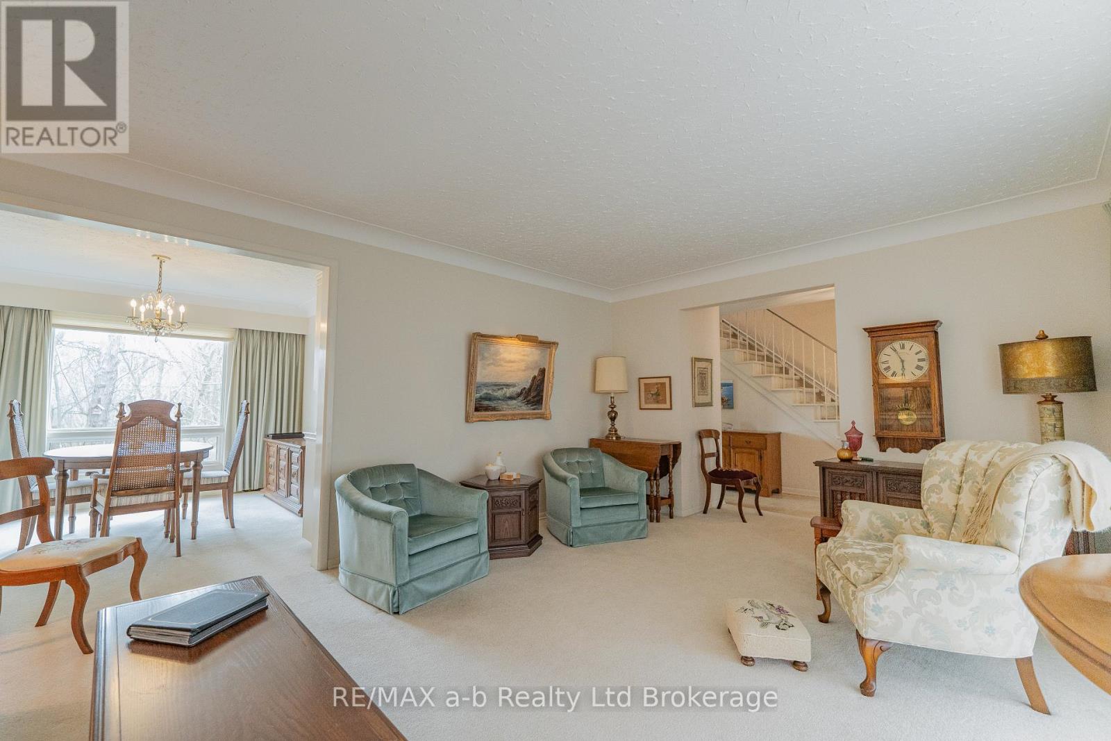 Photo 9 of 41 Parkwood Drive, Tillsonburg ON