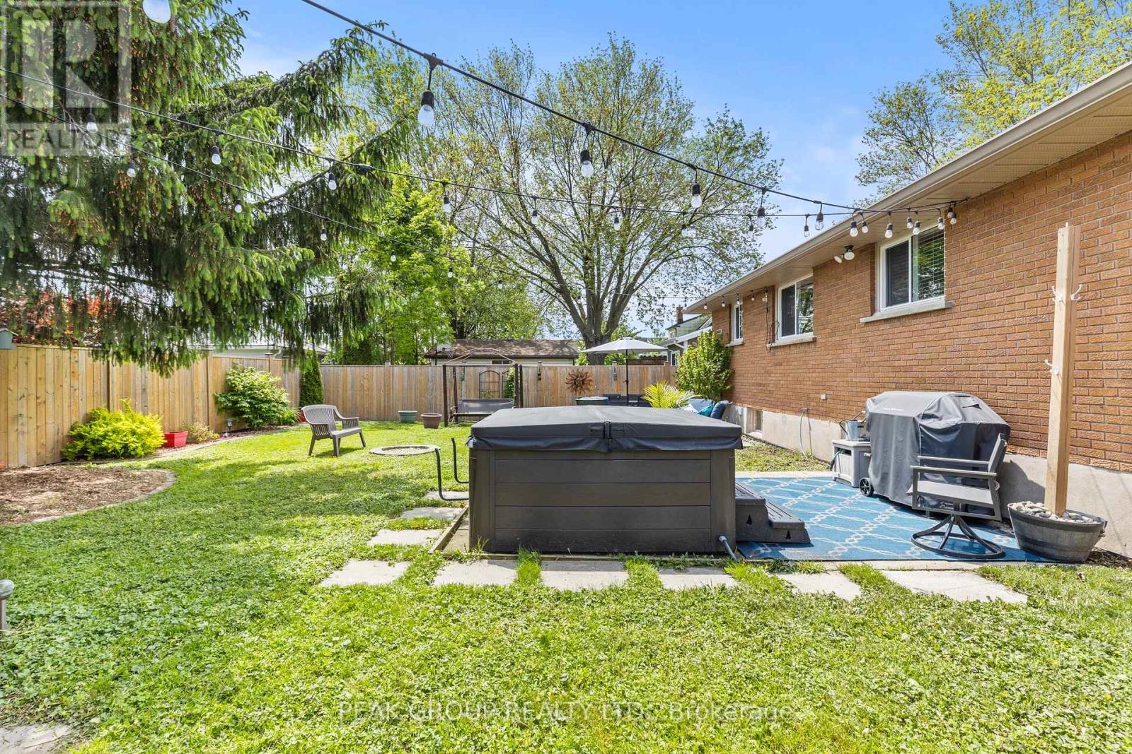 Photo 39 of 47 David Street, Welland ON
