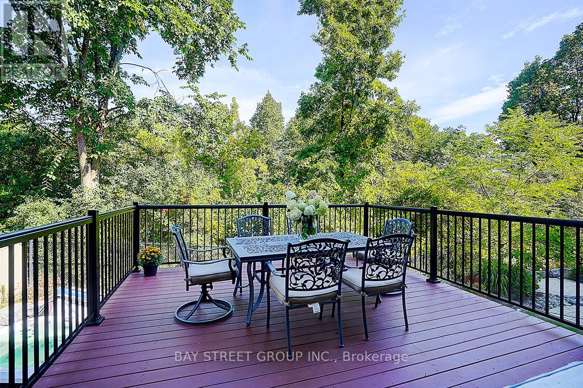 Photo 11 of 80 Lady Jessica Dr Drive N, Vaughan ON