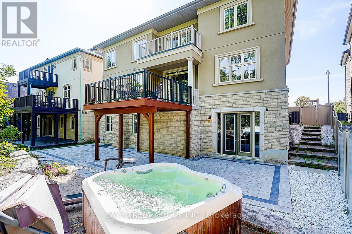 Photo 13 of 80 Lady Jessica Dr Drive N, Vaughan ON